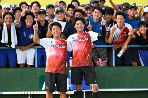 黒坂卓矢選手と片岡亜紀選手のインカレ優勝写真