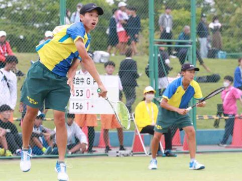 ソフトテニス　野本選手の写真